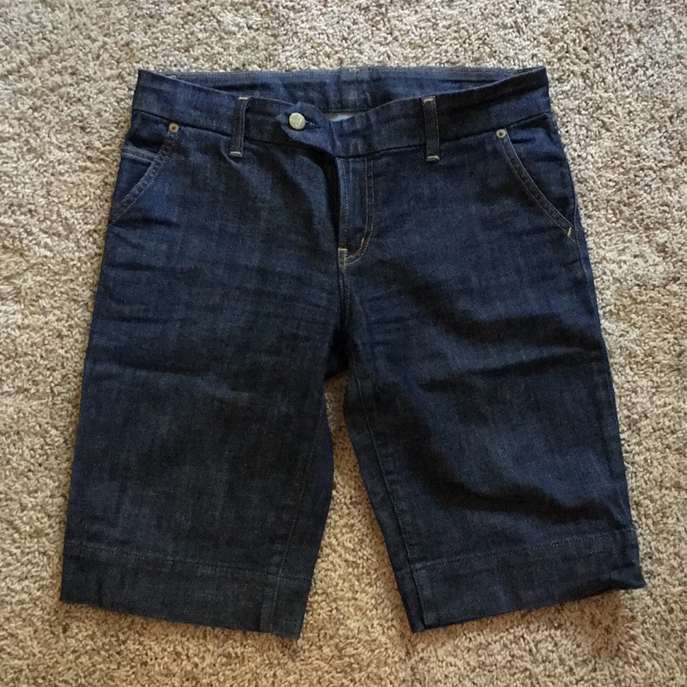 Citizens of humanity knee length shorts.